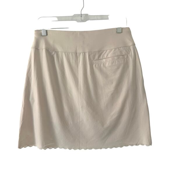 5/$25 Greg Norman Woman's X-Lite Laser Cut Scalloped Hem Golf Skort XS New - Picture 6 of 10